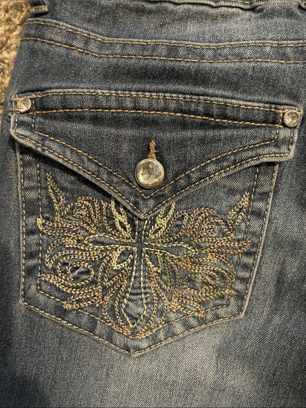 Low Rise Boot Cut Jeans - Picture 4 of 6